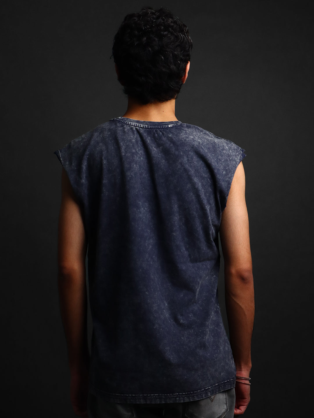 VINTAGE SLEEVELESS VEST #2