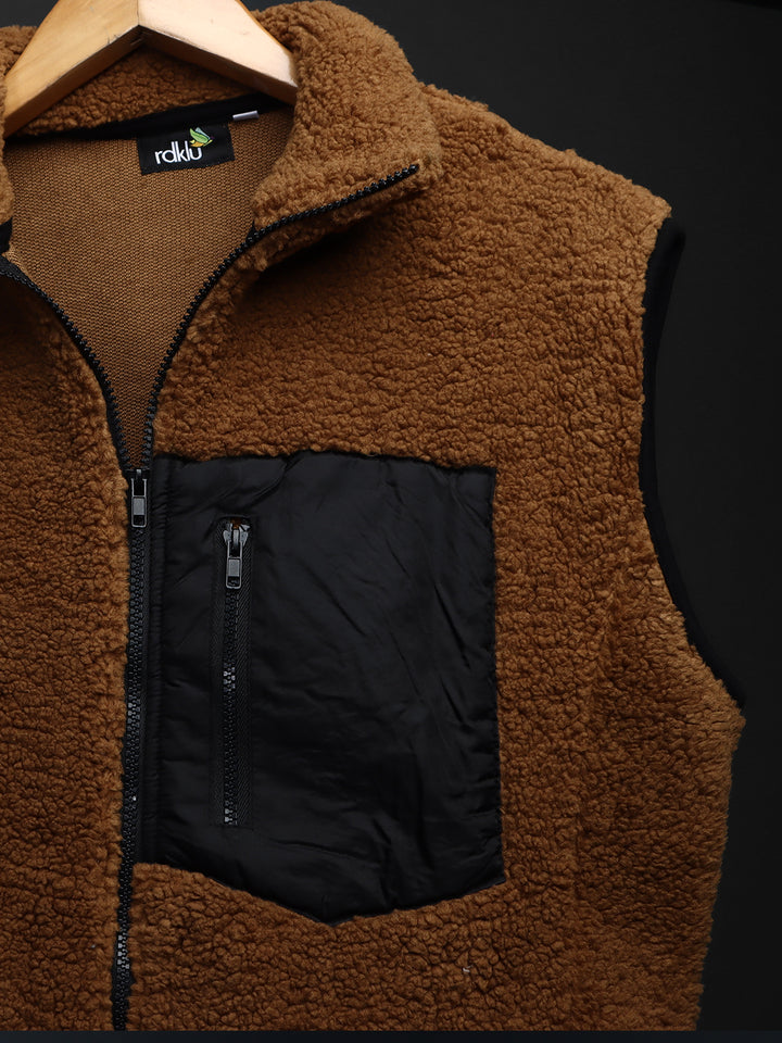 CLOUDFORM UNISEX SLEEVLESS FUR JACKET #21