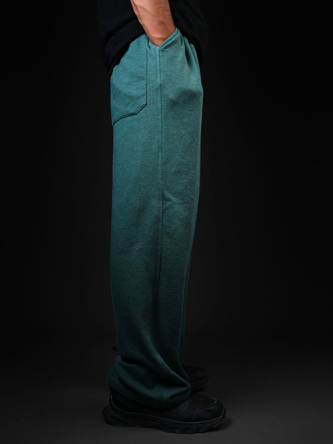 DEW BADGE* WIDE LEG JOGGER #61
