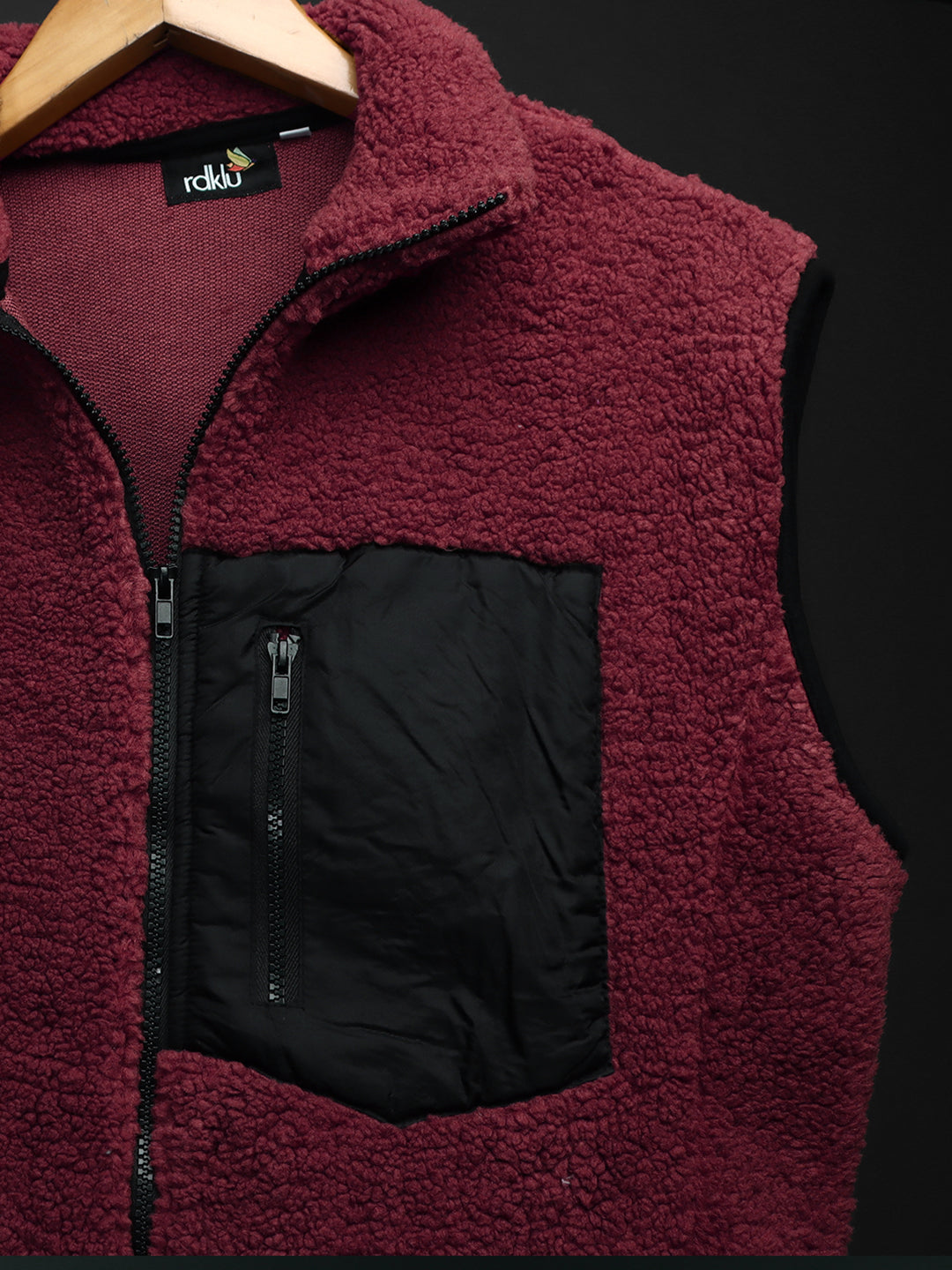 CLOUDFORM UNISEX SLEEVLESS FUR JACKET #26